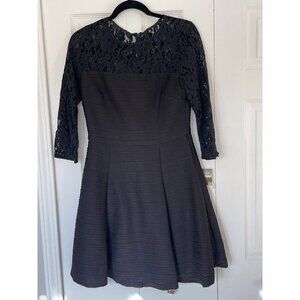 NWT Taylor Dress- Size 6- Black Lace